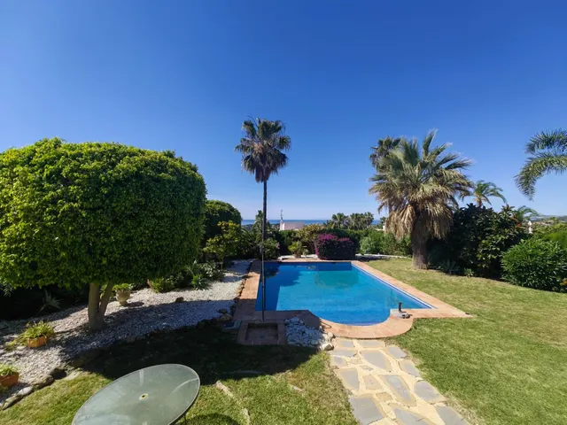 Chalet 3 habitaciones 289m² en venta - Costa Del Sol — 28