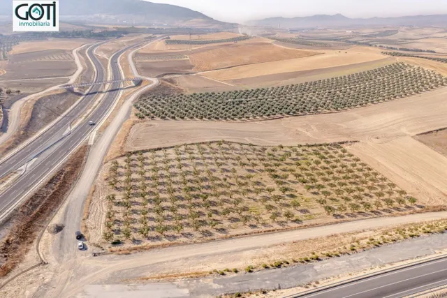 Terreno rural en venta - Otura — 2