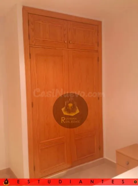 EST/ Piso amueblado para ESTUDIANTES con CUATRO dormitorios  - foto 4