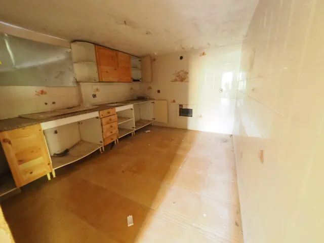 SE VENDE CASA INDEPENDIENTE EN LA TORRE DE CLARAMUNT, ZONA PINEDES ARMENGOL — 4