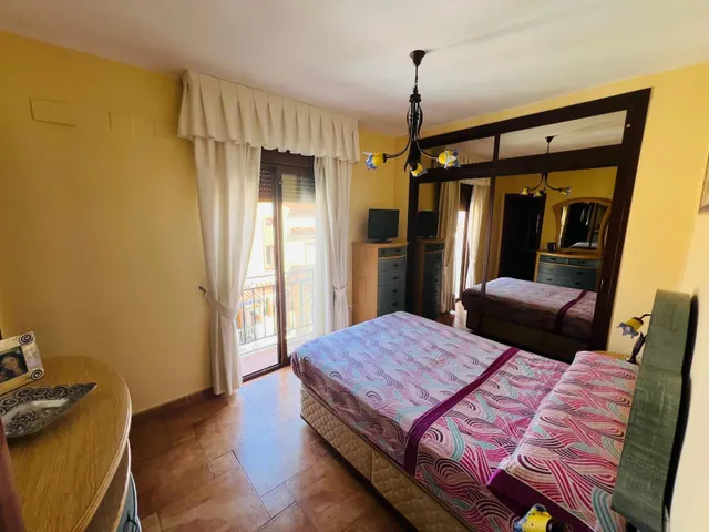 IMPECABLE CASA ADOSADA EN BENALMÁDENA PUEBLO CON VISTAS DESPEJADAS Y AL MAR DESDE LA PLANTA ALTA — 25