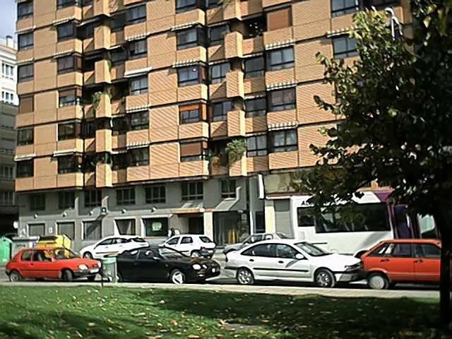 MONCASA VENDE Plaza de garaje de buen tamaño