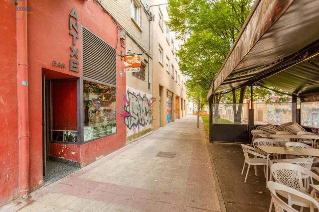 SOLOBAR TRASPASA BONITO BAR EN ANSOAIN — 17