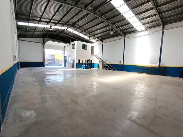 ALQUILER DE NAVE INDUSTRIAL CON CÁMARAS FRIGORÍFICAS — 7