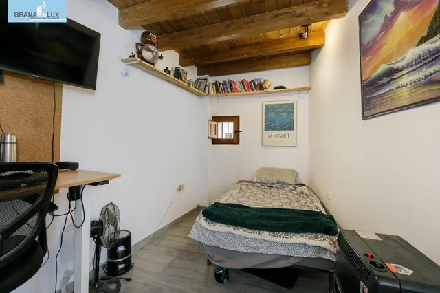 Casa unifamiliar reformada. — 15
