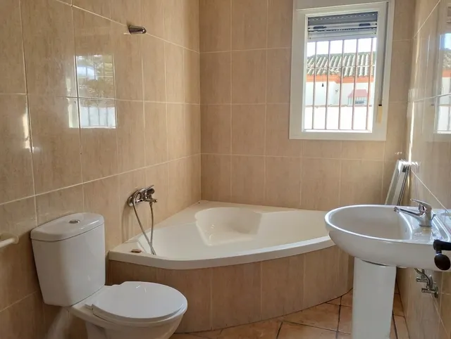 CHALET INDEPENDIENTE EN EL MARQUESADO — 11