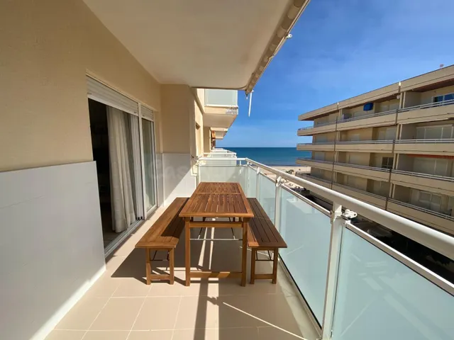 ALQUILER TEMPORADA EN PRIMERA LÍNEA, PLAYA DE DAIMÚS - foto 2
