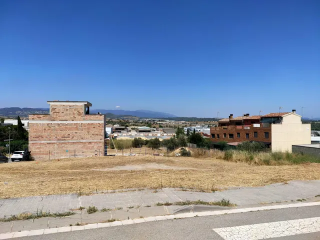 CASA DE OBRA NUEVA — 15