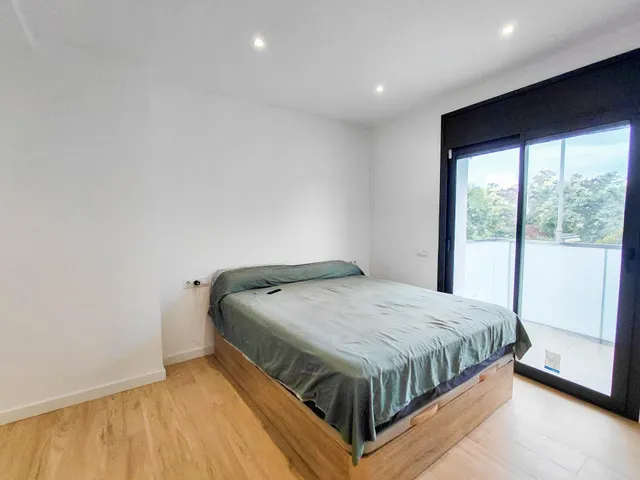 CASA EN VENTA A ESTRENAR EN SANT PERE DE RIBES – LES ROQUETES, TOCANDO VILANOVA I LA GELTRÚ — 15