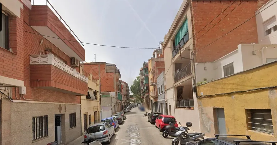 PISO EN BADALONA