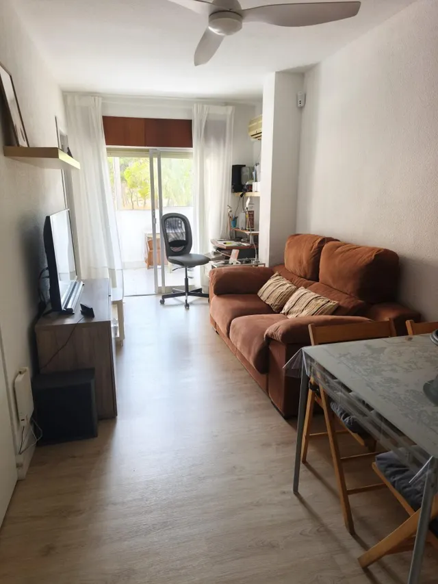 Apartamento de 2 dormitorios con vistas a la pinada en Guardamar del Segura — 2