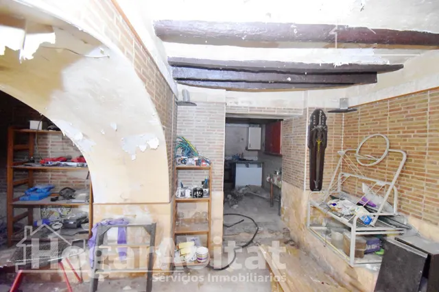 CASA MUY AMPLIA PARA REFORMAR, CON TERRAZA Y TRASTERO — 26