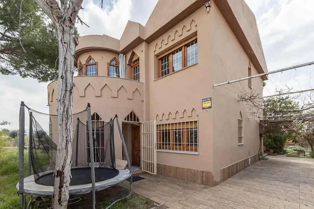 Espectacular casa independiente con piscina y grandes vistas en Monteluz (Peligros) — 48