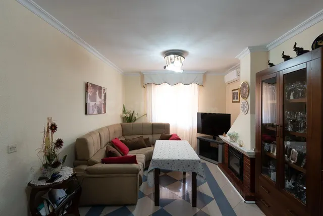 MAGNIFICA CASA EN SEVILLA ESTE - foto 3