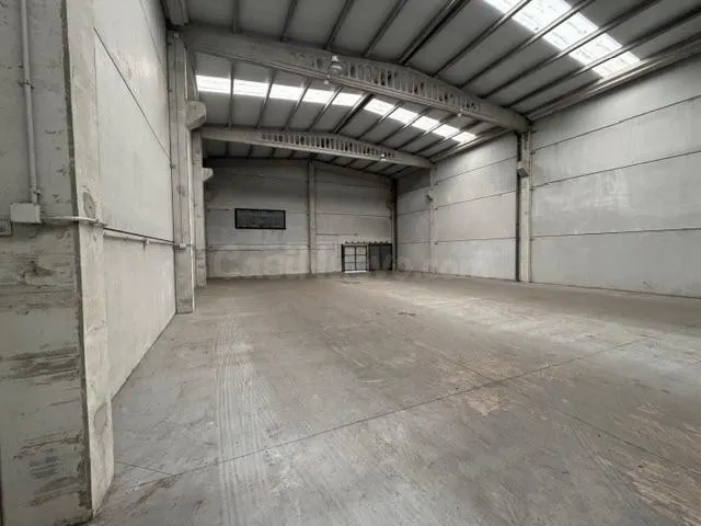Se alquila nave industrial poligono de San Cibrao das Viñas — 4