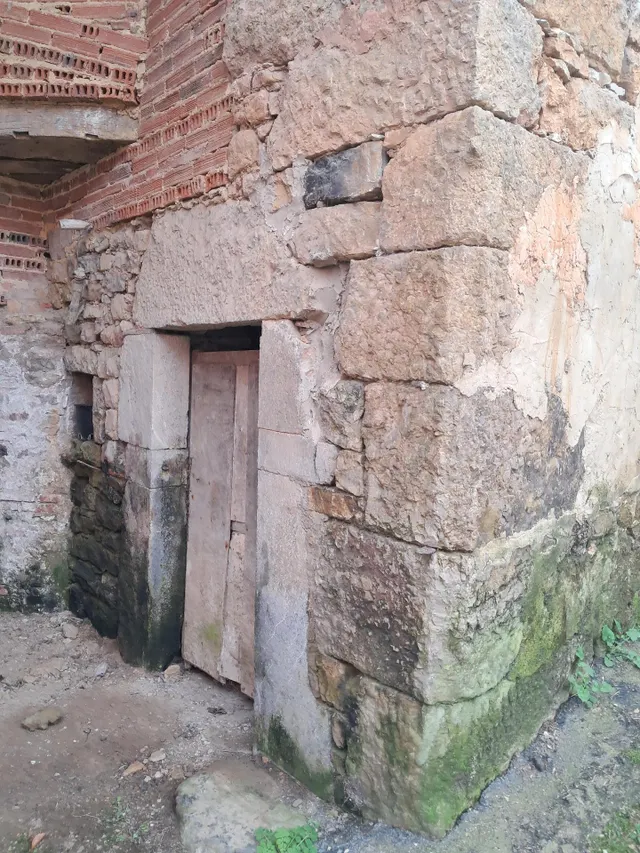 CASA DE PIEDRA EN ZONA RURAL — 14