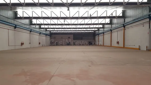 Nave industrial 5580m² en alquiler - Alcalá de Guadaira