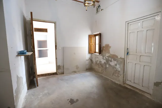 CASA PARA REFORMA ÍNTEGRA PRÓXIMA A PLAZA DEL ARENAL CON 375 m2 DE PARCELA Y 225 m2 DE PATIO — 9
