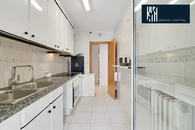 PISO GIRONA — 13