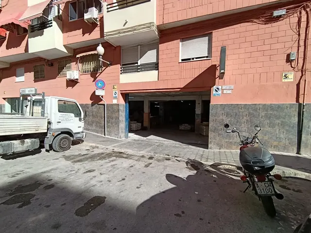 Local comercial 1450m² en venta - Carolinas Altas — 8