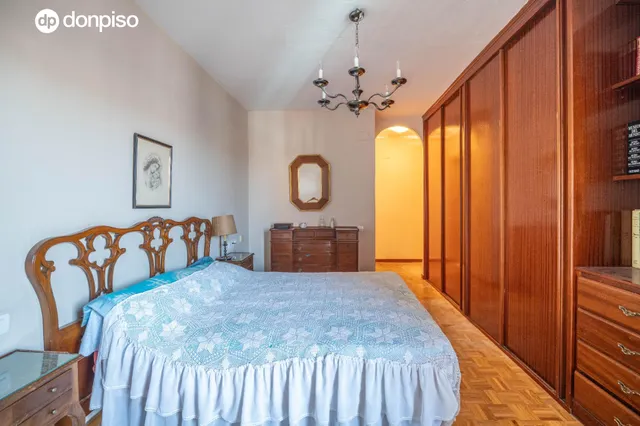 Impresionante piso en el centro de Granada. — 41