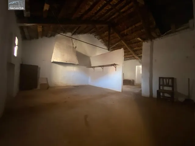 Grupo la Noria VENDE casa independiente con patio en Argamasón. Situado a 20 Kilometros de Albacete capital — 15