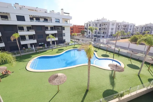 Apartamento Moderno y Listo para Entrar a Vivir en Villamartin — 17