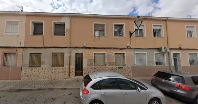 Se vende Piso OKUPADO en Las Nieves 5 Elda, (Alicante/Alacan