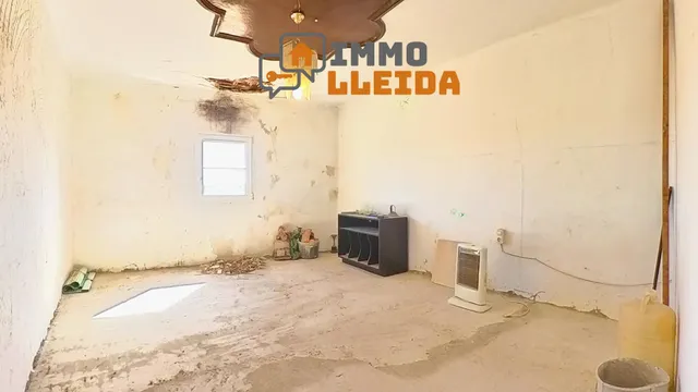 OPORTUNIDAD Casa en La Granadella con patio — 14
