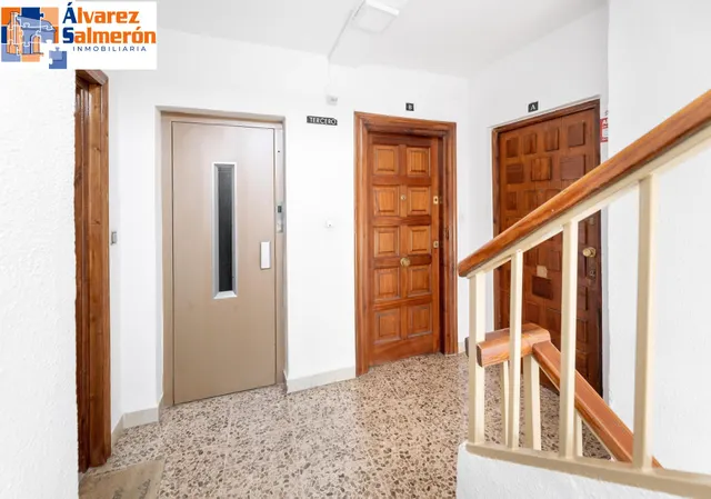 En Venta Piso de 4 dormitorios con ascensor, ideal para reformar a tu gusto. — 21
