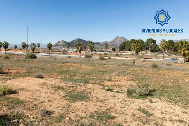 SOLAR EXCLUSIVO CON ESTRUCTURA EN LA NATIVA — 14