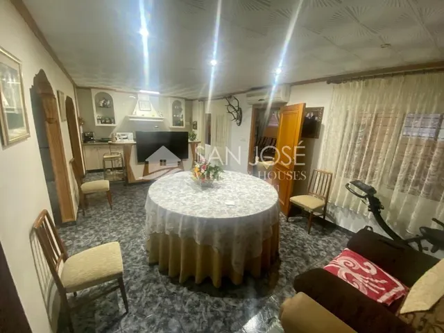 VENTA DE CASA EN SAN VICENTE DEL RASPEIG, ZONA CENTRO — 6