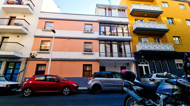 2 PISOS + DERECHO A VUELO+ PLAZA DE GARAJE OPCIONAL EN LOS L