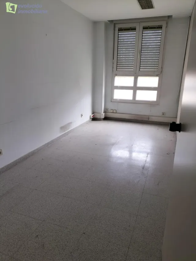 OFICINA EN BURGOS ZONA ALCAMPO — 15