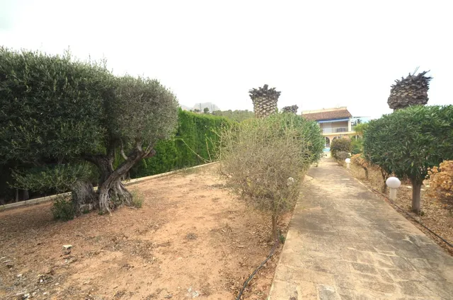 SE VENDE MAGNIFICA VILLA EN LA NUCIA — 12