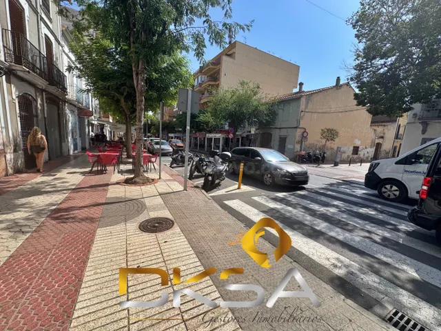 438 M2 EN PLENO BENICASIM PUEBLO: UNA CASA DIFÍCIL DE REPETI - foto 2