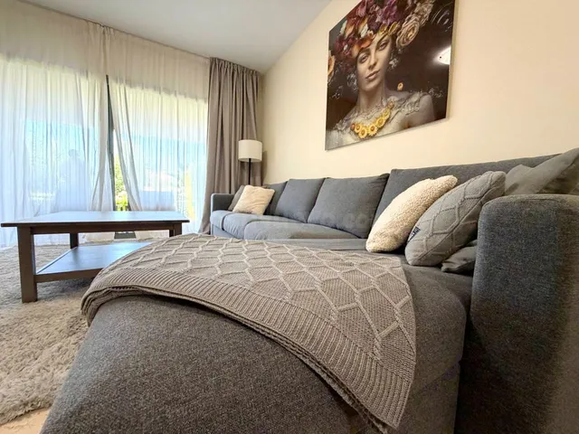 Planta baja 2 habitaciones 99m² en alquiler - Costa Del Sol - foto 4