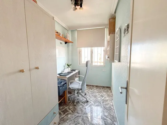 ESPACIOSO ATICO DE 3 habitaciones RODEADO DE TODOS LOS SERVICIOS — 22