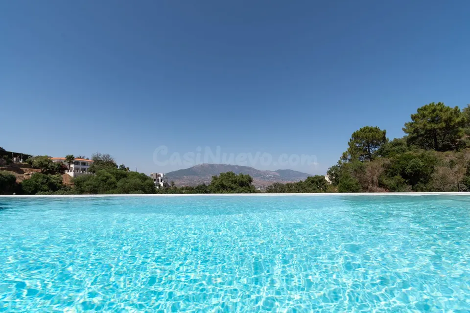Chalet 3 habitaciones 328m² en venta - Marbella