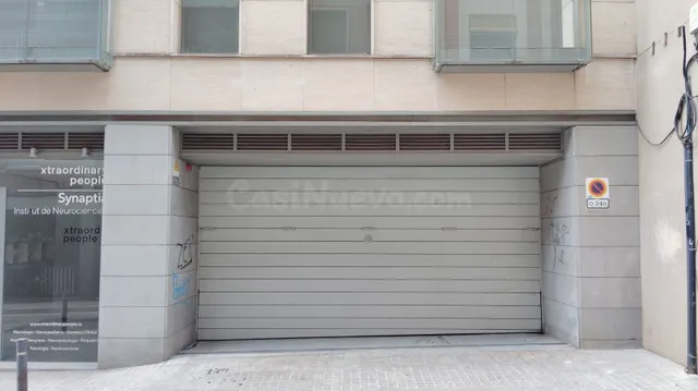 Parking de moto 4m² en alquiler - Barcelona
