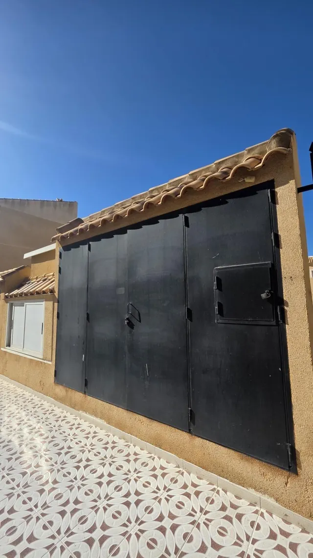 ESTUPENDA VIVIENDA EN PLANTA BAJA CON PISCINA COMUNITARIA — 21