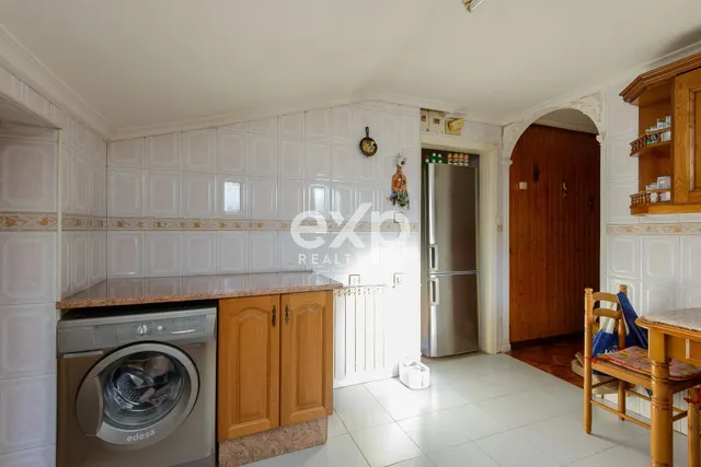 PISO AMPLIO Y LUMINOSO CON COCHERA EN LA PEÑA, MIERES — 10