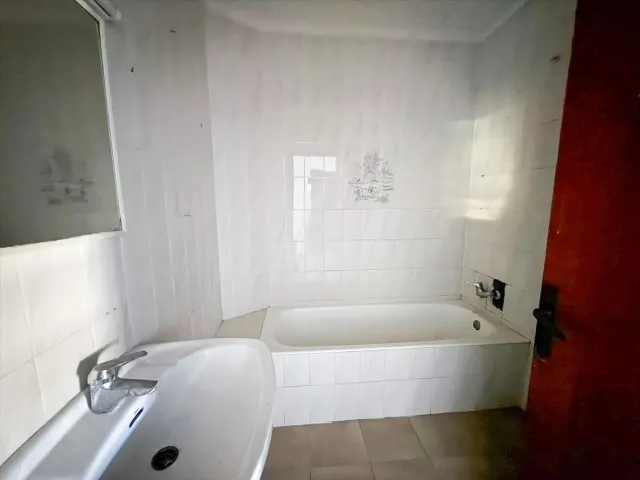 PLANTA BAJA 146 M2, AVINGUDA EMPORDÀ, SANT PERE PESCADOR — 8