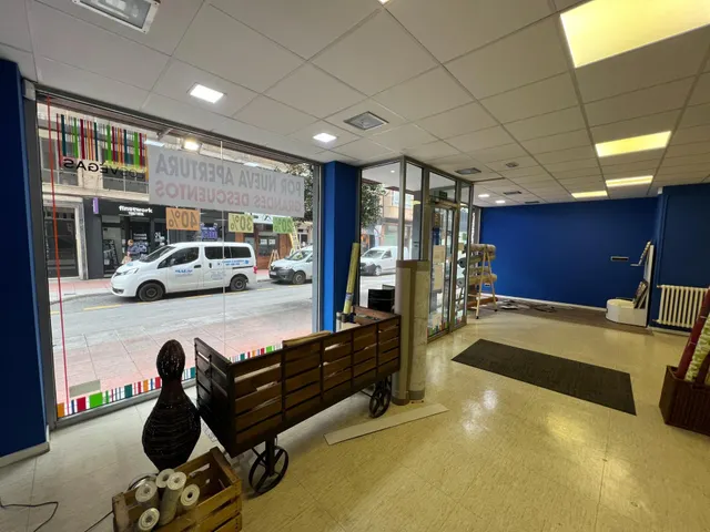 Local comercial en el centro de Ponferrada con múltiples opciones — 5