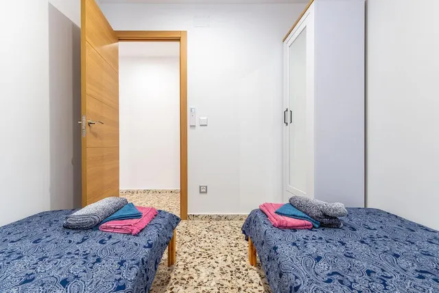 Apartamento con terraza, Alicante, Torrevieja, Playa del Cura. 3 habitaciones, 72 m2, 130 metros del mar — 11