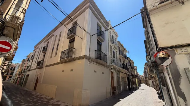 Casa en Almazora - foto 2