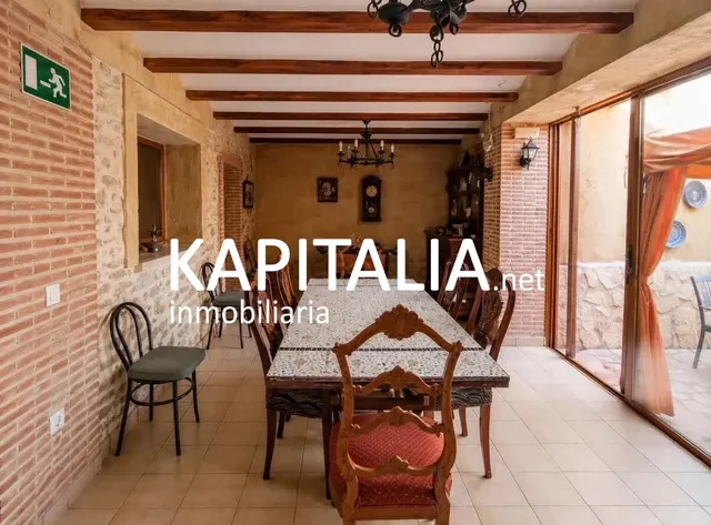 Casa con piscina privada en el palomar — 9