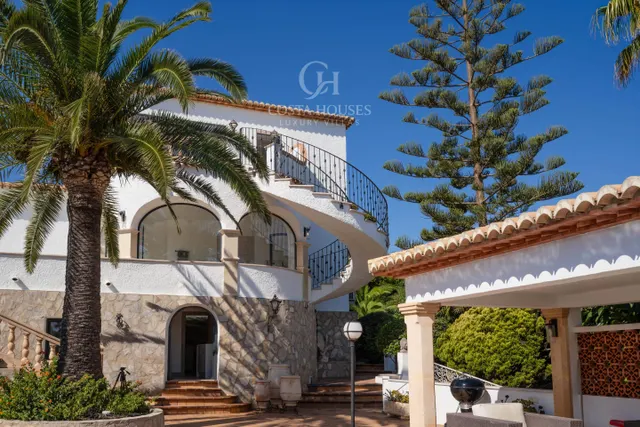 VILLA AZUR · VISTAS AL MAR Y SERENIDAD EN BALCON AL MAR JAVEA — 30