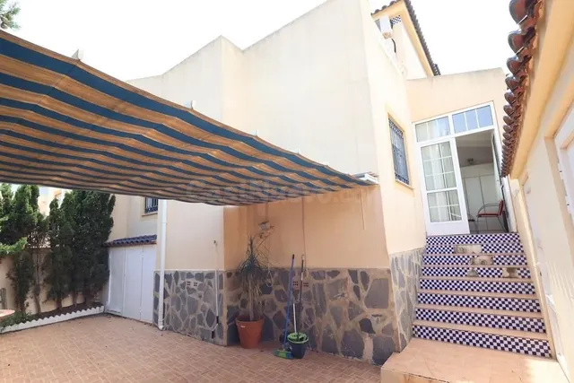 Casa 3 habitaciones 89m² en venta - Los Balcones - Los Altos - foto 2