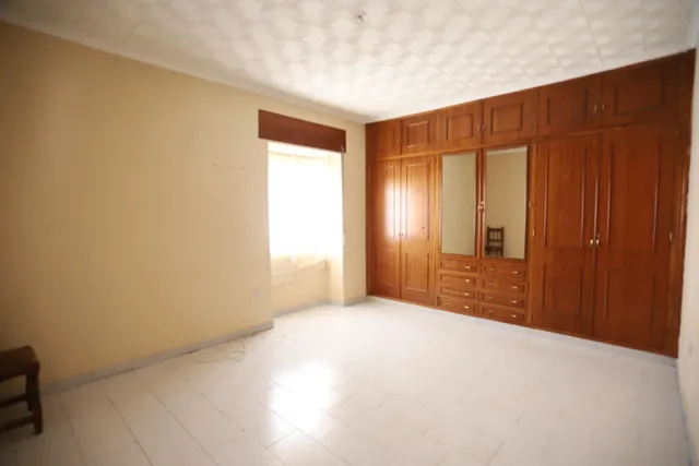 CASA PARA REFORMA ÍNTEGRA PRÓXIMA A PLAZA DEL ARENAL CON 375 m2 DE PARCELA Y 225 m2 DE PATIO — 27